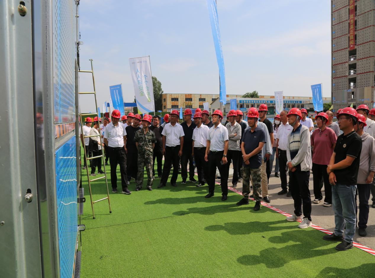 中遠(yuǎn)公司舉行安全生產(chǎn)現(xiàn)場觀摩活動(dòng)