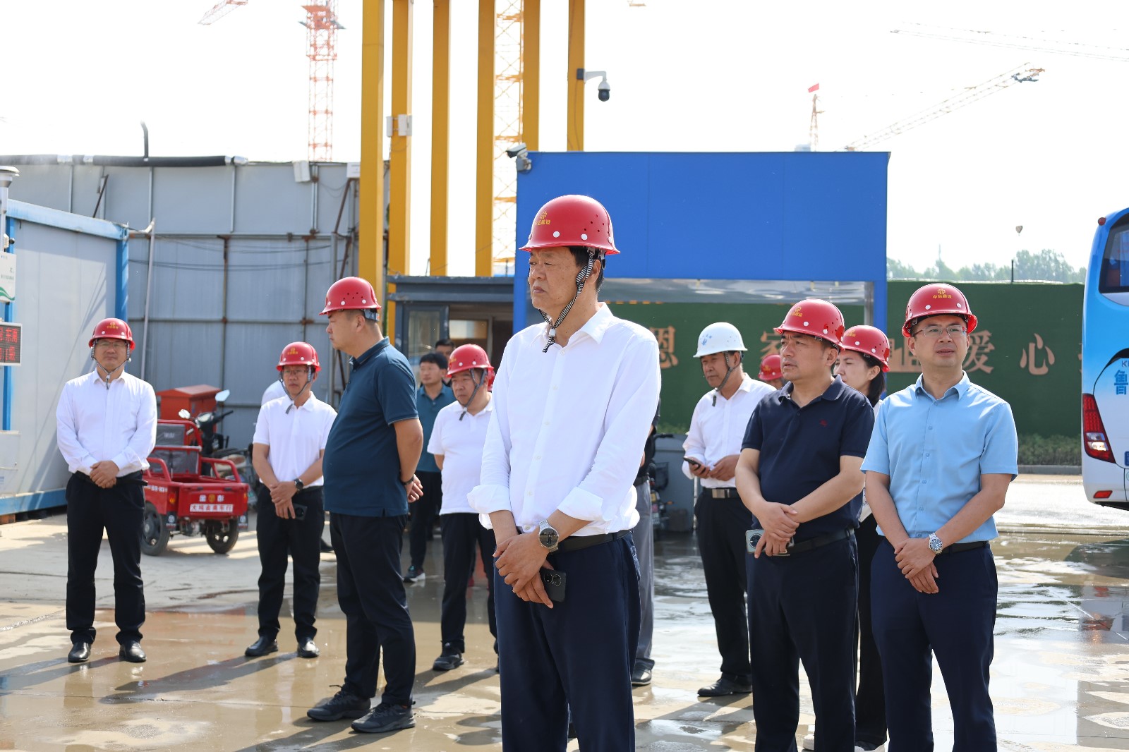 聚焦一線，提速增效 | 信華集團(tuán)開(kāi)展重點(diǎn)項(xiàng)目現(xiàn)場(chǎng)觀摩活動(dòng)